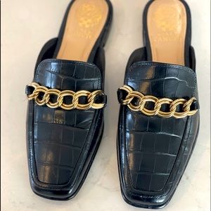 Vince Camuto Rachy Chain Flat